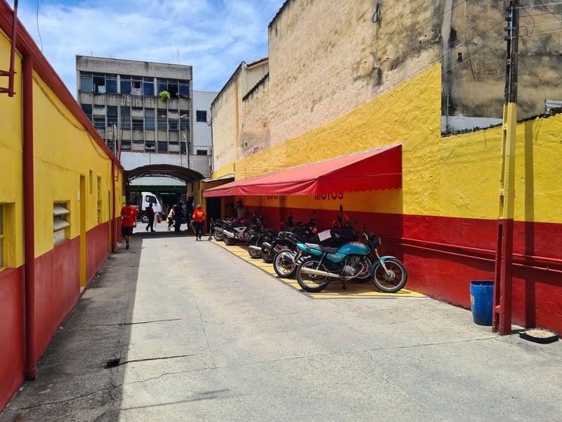 Área de motos do Real Estacionamento